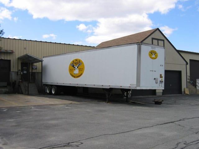 40ft-rollup-dock-640px Road Trailers