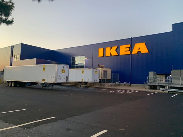 IKEA-trailers-640 Distribution Centers