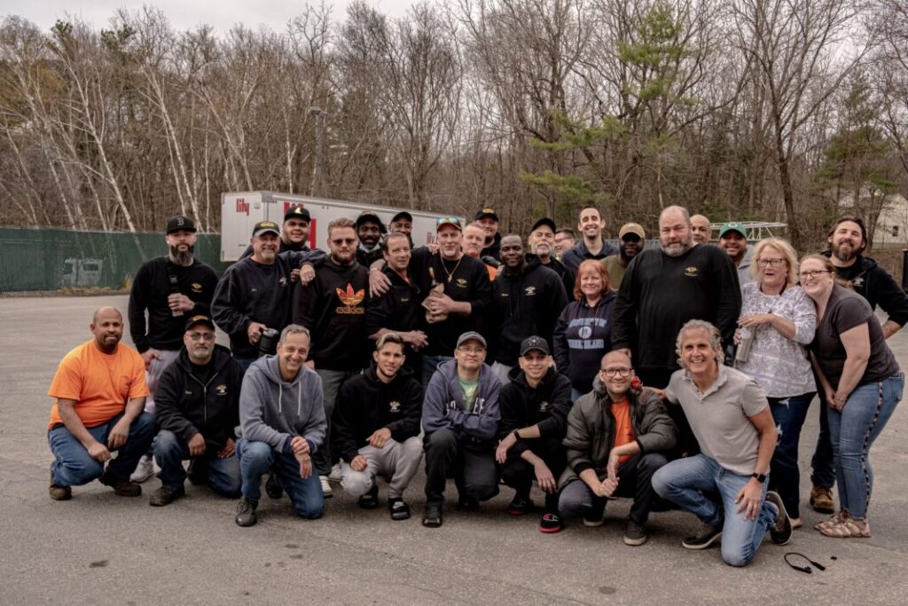 Eagle Leasing employees in a group photo